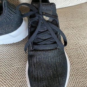 Adidas Swift Run Sneaker